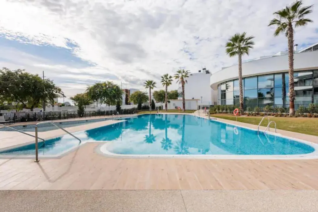 Tranquil Sea Breeze Apartment Estepona