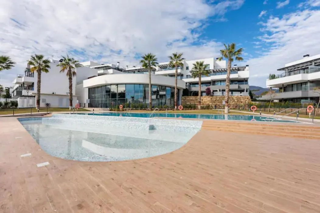 Tranquil Sea Breeze Apartment Estepona