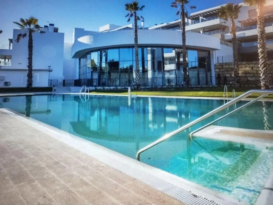 Tranquil Sea Breeze Apartment Estepona